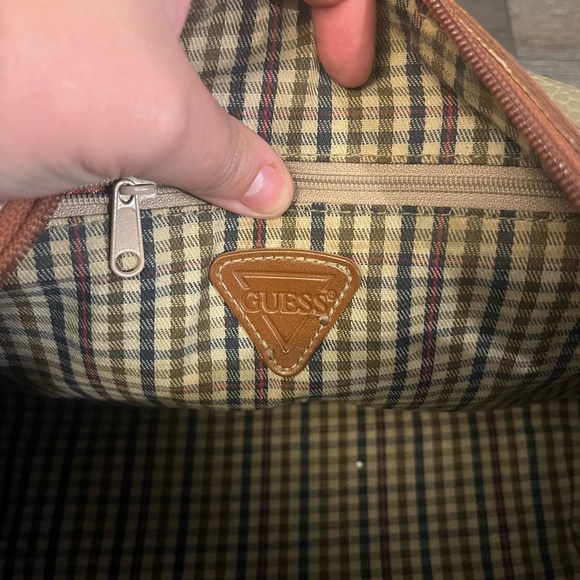 Vintage 90s Guess Purse - Picture 6 of 9